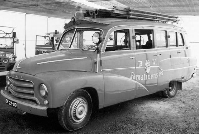 [Bombeiroas-V.-Famalicenses-Opel-Blit[2].jpg]