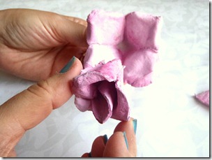 tutorial rose di cartone uova-12