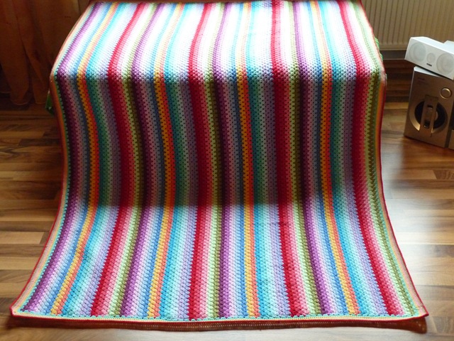 [Granny Stripe Blanket (2)[3].jpg]