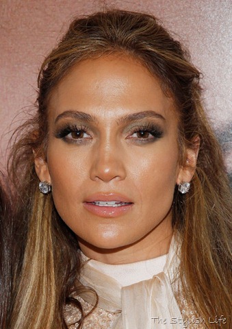[Jennifer Lopez FNO Macys Herald Square classic jlo face[2].jpg]