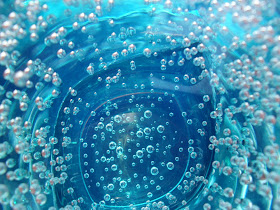 mefedron, water bubbles, bugyborékok