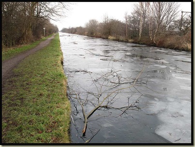 The Bridgewater Canal in Timperley - 21 January 2010