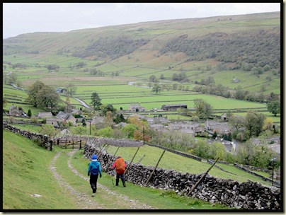 Descending to Starbotton