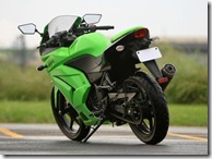 Kawasaki Bajaj india ninja 250 R launch pics photos wallpapers green