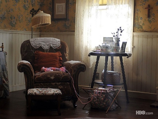 [Gran's chair[4].jpg]