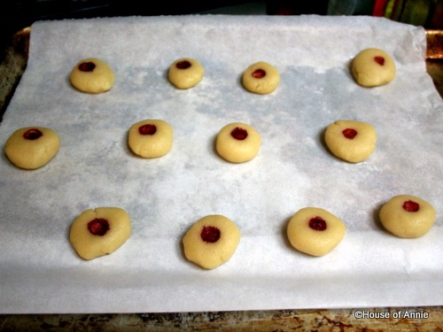 [Chinese Almond Cookies ready to bake[2].jpg]