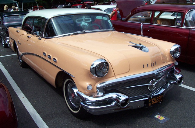 [1956-Buick-Special-4dr-Sedan-le[3].jpg]