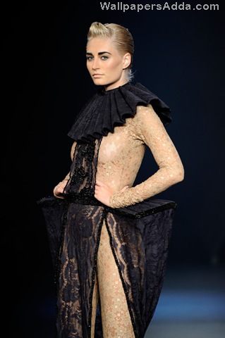 [2010+L+Oreal+Melbourne+Fashion+Festival+Day+Kp5kILvkBh7l[1][2].jpg]