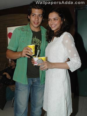 [Nihaardeepika2[2].jpg]