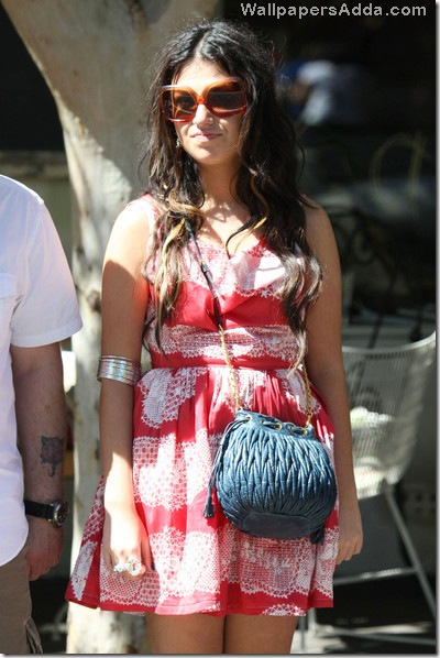 Australian singer Gabriella Cilmi now swears x2grNPTgLJal