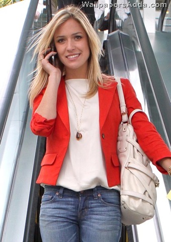 [Kristin+Cavallari+Out+Westwood+Y4PEIqVCPDxl[2].jpg]