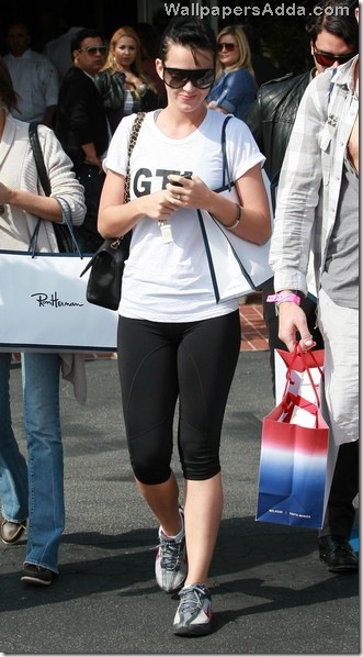 Katy Perry Out Shopping Fred Segal 2 G0VqHFDPp-Wl