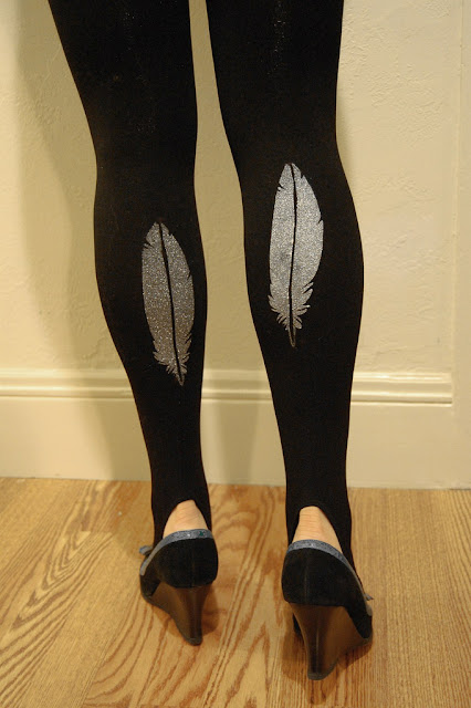 stenciled legging tutorial from transient expression