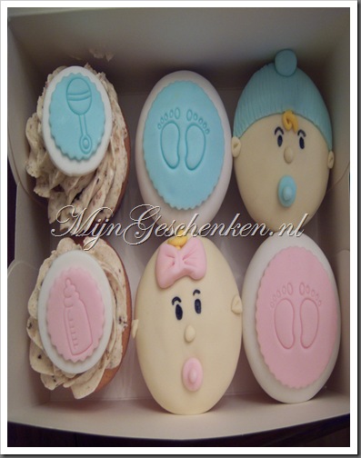 Baby cupcakes & taarten 001