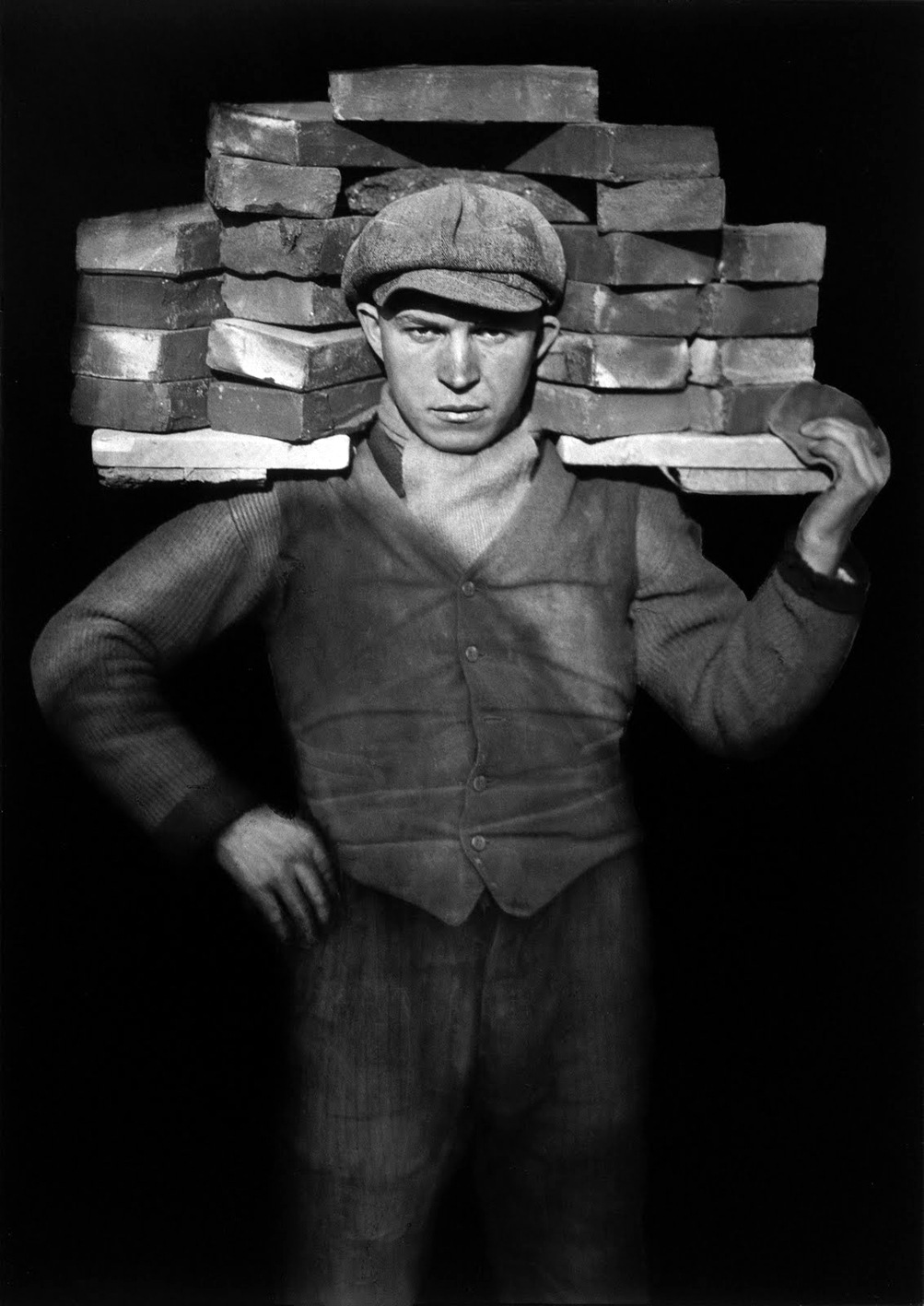 [August Sander  - The Bricklayer, 1928[2].jpg]