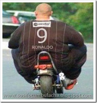 ronaldo-gordo-moto2%5B4