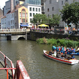 Brugge'de olduğu gibi burada da nehir şehri dolaşıyor.