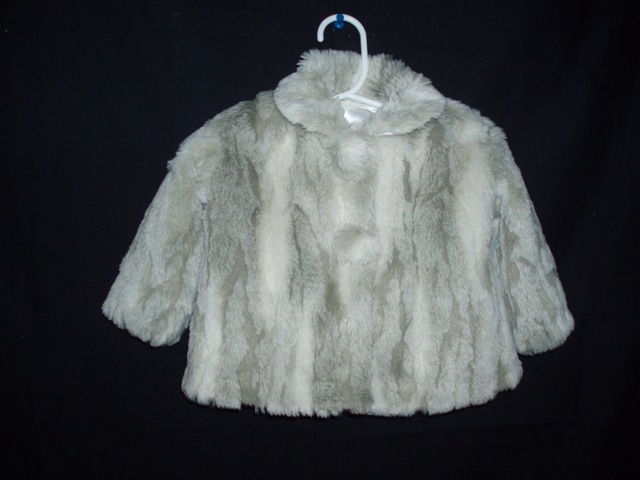 [audbrey's fur jacket[3].jpg]