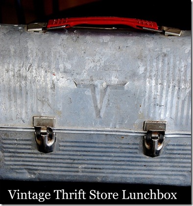 vintage thrift store lunchbox
