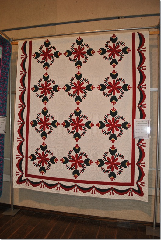 Quilts in the Gardens 2011 051