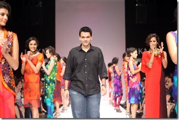 Nachiket Barve collection2 at LFW2010