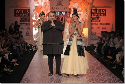 WIFW SS 2011 Collection By JJ Valaya10