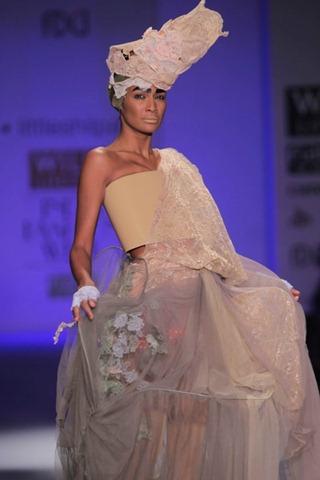 [WIFW SS 2011 collection by Littleshilpa  (2)[5].jpg]