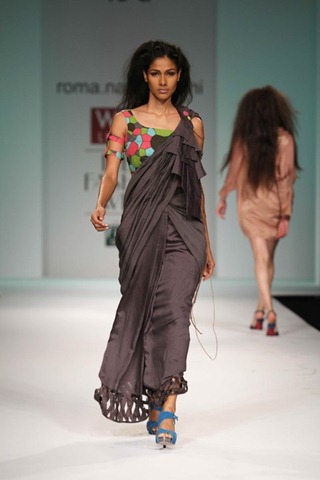 [WIFW SS 2011 colection by Roma Narsinghani (2)[6].jpg]
