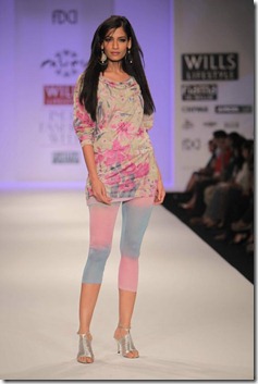 WIFW SS 2011 collection by Pashma (16)