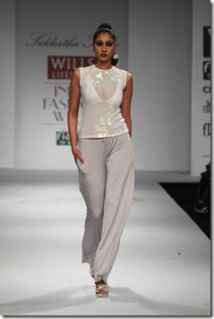 WIFW SS 2011 collection by  Siddartha Tytler (10)