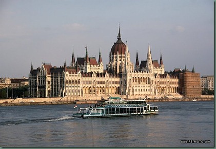 27899-HUN-Budapest-Parlamento
