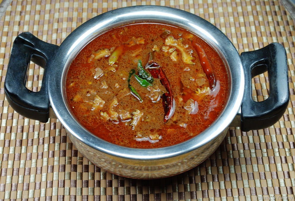 [Pavakkatheeyal-sadya[9].jpg]