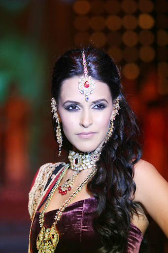 CLICK THE ABOVE ARROW TO  ZOOM THE IMAGE