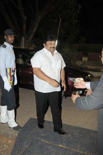 CLICK THE ABOVE ARROW TO  ZOOM THE IMAGE