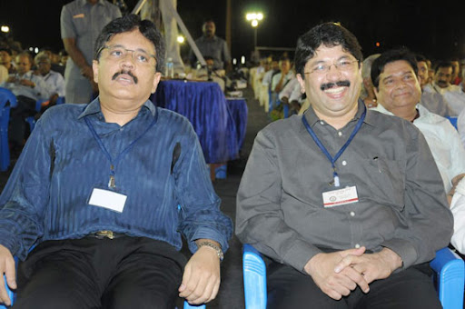 CLICK THE ABOVE ARROW TO  ZOOM THE IMAGE