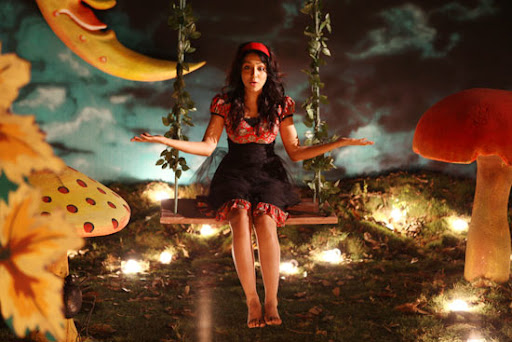 CLICK THE ABOVE ARROW TO  ZOOM THE IMAGE