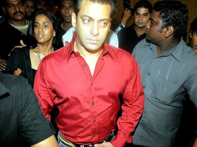 CLICK THE ABOVE ARROW TO  ZOOM THE IMAGE