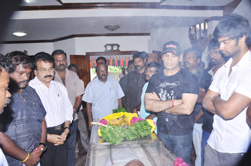 CLICK THE ABOVE ARROW TO  ZOOM THE IMAGE