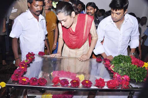 CLICK THE ABOVE ARROW TO  ZOOM THE IMAGE