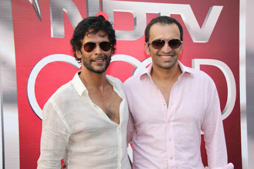 CLICK THE ABOVE ARROW TO  ZOOM THE IMAGE