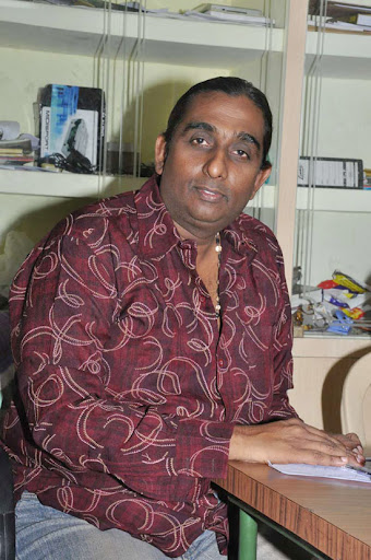 CLICK THE ABOVE ARROW TO  ZOOM THE IMAGE