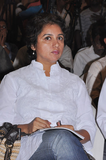 CLICK THE ABOVE ARROW TO  ZOOM THE IMAGE