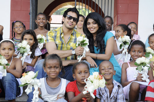 CLICK THE ABOVE ARROW TO  ZOOM THE IMAGE