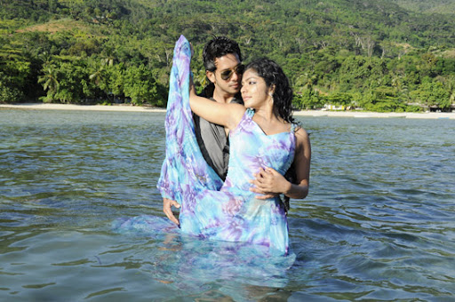 CLICK THE ABOVE ARROW TO  ZOOM THE IMAGE