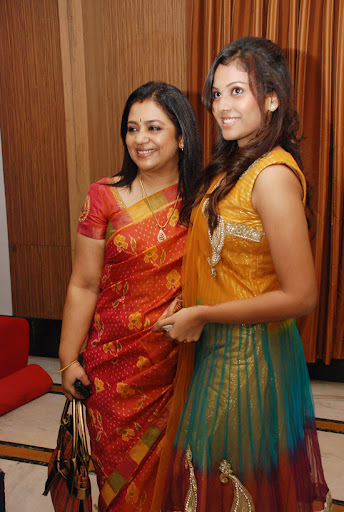 CLICK THE ABOVE ARROW TO  ZOOM THE IMAGE