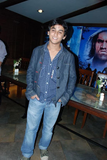 CLICK THE ABOVE ARROW TO  ZOOM THE IMAGE