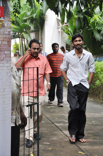 CLICK THE ABOVE ARROW TO  ZOOM THE IMAGE