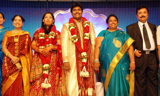 CLICK THE ABOVE ARROW TO  ZOOM THE IMAGE