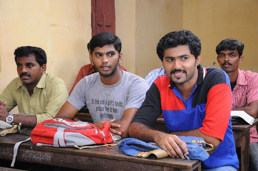 CLICK THE ABOVE ARROW TO  ZOOM THE IMAGE