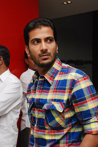 CLICK THE ABOVE ARROW TO  ZOOM THE IMAGE